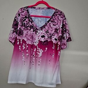 NWOT 4X Pretty V Neck T-shirt with Pink Floral details
